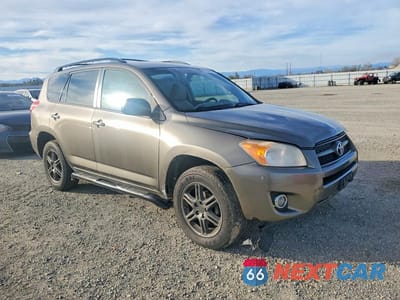 Czwarte zdjęcie samochodu z boku: 2009 TOYOTA RAV4 BASE VIN:JTMZF33V09D013447 - miniatura