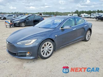 2016 TESLA MODEL S 5YJSA1E22GF167834 - główne zdjęcie licytacji z USA - miniatura