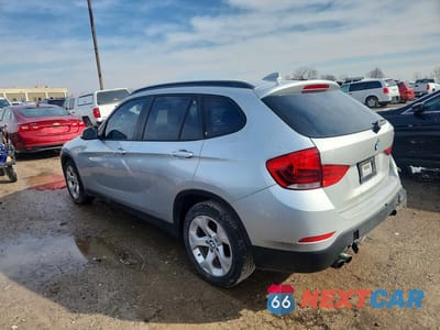 Drugie zdjęcie samochodu z przodu: 2015 BMW X1 SDRIVE28I VIN:WBAVM1C54FV316890 - miniatura