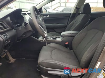 Zdjęcie 7 z 12 samochodu: 2018 KIA OPTIMA LX VIN:5XXGT4L31JG240256 - miniatura