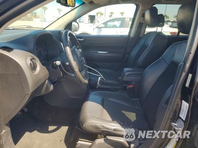 Zdjęcie 7 z 14 samochodu: 2014 JEEP COMPASS LATITUDE VIN:1C4NJDEB4ED617096 - miniatura