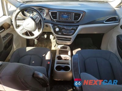 Zdjęcie 8 z 13 samochodu: 2019 CHRYSLER PACIFICA L VIN:2C4RC1AG2KR509550 - miniatura