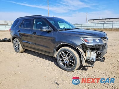 Czwarte zdjęcie samochodu z boku: 2018 FORD EXPLORER SPORT VIN:1FM5K8GT9JGC41557 - miniatura