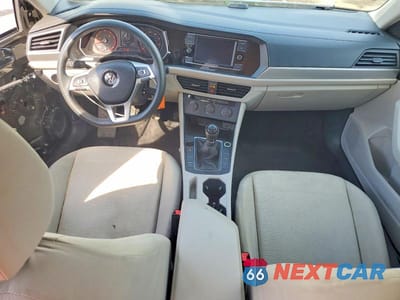 Zdjęcie 8 z 12 samochodu: 2019 VOLKSWAGEN JETTA S VIN:3VWN57BU3KM107153 - miniatura