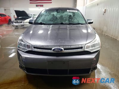 Piąte zdjęcie samochodu w środku: 2010 FORD FOCUS SEL VIN:1FAHP3HN7AW261436 - miniatura