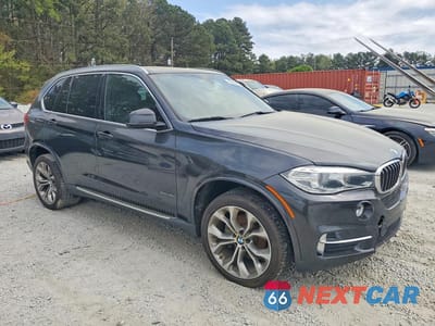 Czwarte zdjęcie samochodu z boku: 2017 BMW X5 XDRIVE35I VIN:5UXKR0C50H0V67471 - miniatura