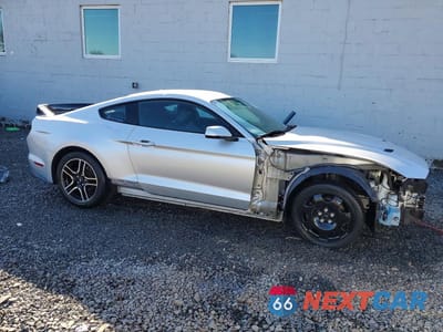Czwarte zdjęcie samochodu z boku: 2019 FORD MUSTANG VIN:1FA6P8TH4K5172579 - miniatura