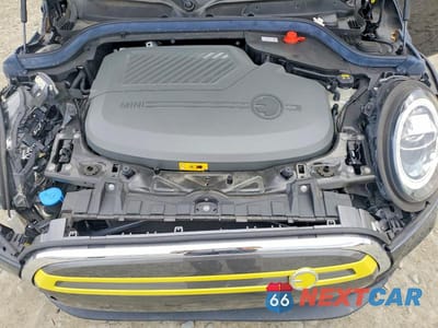 Zdjęcie 11 z 12 samochodu: 2021 MINI COOPER SE VIN:WMWXP3C01M2N88442 - miniatura
