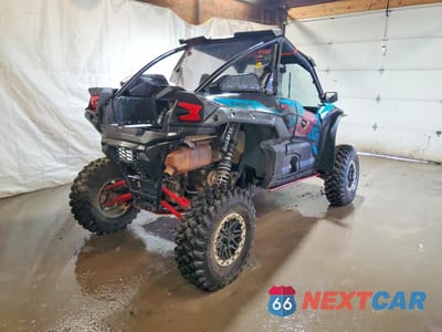 Czwarte zdjęcie samochodu z boku: 2022 KAWASAKI KRF 1000 C VIN:JKARFCC16NB501816 - miniatura