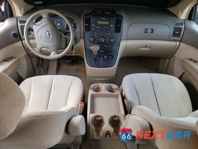 Zdjęcie 8 z 13 samochodu: 2006 KIA SEDONA VIN:KNDMB233666051117 - miniatura