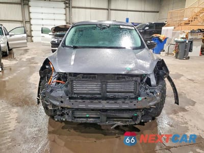 Piąte zdjęcie samochodu w środku: 2022 FORD ESCAPE SE HEV VIN:1FMCU0EZ3NUA21610 - miniatura