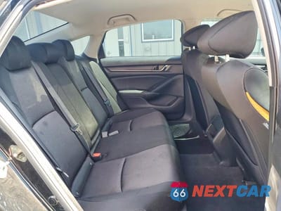 Zdjęcie 10 z 12 samochodu: 2020 HONDA ACCORD LX VIN:1HGCV1F14LA002015 - miniatura