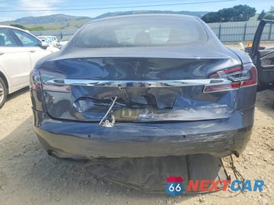 Zdjęcie 6 z 12 samochodu: 2019 TESLA MODEL S VIN:5YJSA1E26KF332471 - miniatura