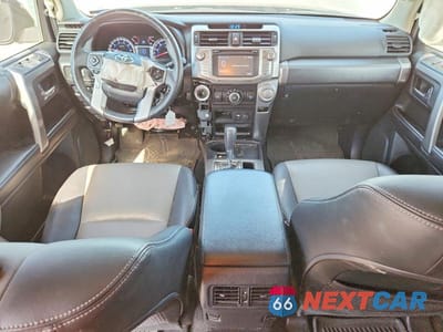 Zdjęcie 8 z 13 samochodu: 2016 TOYOTA 4RUNNER SR5 PREMIUM VIN:JTEZU5JR0G5136417 - miniatura