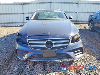 Piąte zdjęcie samochodu w środku: 2020 MERCEDES-BENZ E 350 4MATIC VIN:WDDZF8EB2LA712318 - miniatura