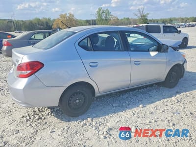 Trzecie zdjęcie samochodu z tyłu: 2018 MITSUBISHI MIRAGE G4 ES VIN:ML32F3FJ2JHF16006 - miniatura