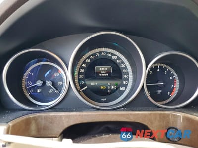 Zdjęcie 9 z 12 samochodu: 2014 MERCEDES-BENZ E 350 VIN:WDDHF5KB0EA885238 - miniatura