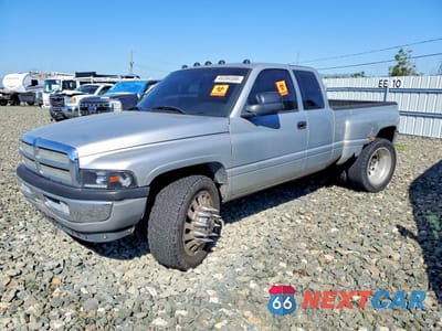 1996 DODGE RAM 3500 3B7MC33C8TM132859 - główne zdjęcie licytacji z USA - miniatura