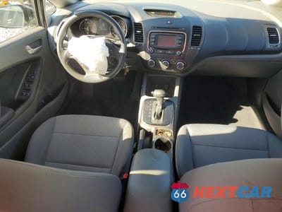 Zdjęcie 8 z 12 samochodu: 2018 KIA FORTE LX VIN:3KPFK4A73JE268718 - miniatura