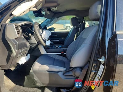 Zdjęcie 7 z 12 samochodu: 2024 TOYOTA TUNDRA SR5 VIN:5TFLA5AA8RX033850 - miniatura