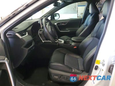 Zdjęcie 7 z 12 samochodu: 2019 TOYOTA RAV4 HYBRID XSE VIN:2T3EWRFV1KW022468 - miniatura