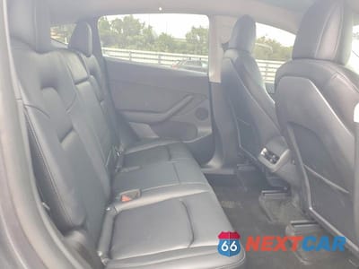 Zdjęcie 10 z 13 samochodu: 2022 TESLA MODEL Y VIN:7SAYGDEF5NF379673 - miniatura