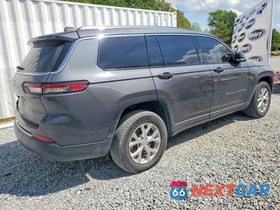 Trzecie zdjęcie samochodu z tyłu: 2023 JEEP GRAND CHEROKEE L LIMITED VIN:1C4RJJBG3P8811811 - miniatura