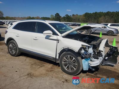 Czwarte zdjęcie samochodu z boku: 2022 LINCOLN NAUTILUS VIN:2LMPJ8J98NBL17621 - miniatura