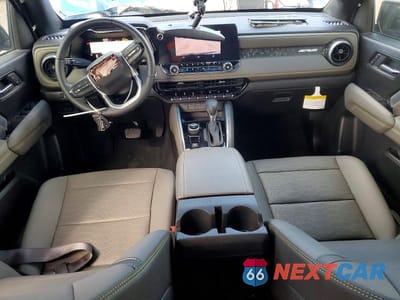 Zdjęcie 8 z 12 samochodu: 2025 CHEVROLET COLORADO ZR2 VIN:1GCPTFEKXS1203008 - miniatura