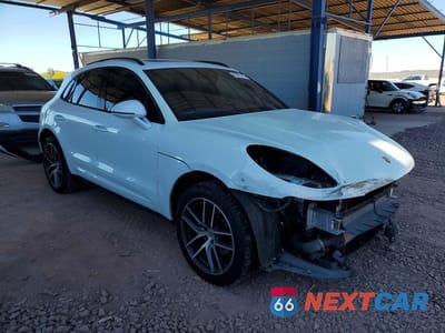 Czwarte zdjęcie samochodu z boku: 2022 PORSCHE MACAN VIN:WP1AA2A50NLB00188 - miniatura