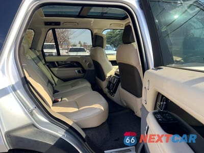 Zdjęcie 6 z 10 samochodu: 2018 LAND ROVER RANGE ROVER SUPERCHARGED VIN:SALGS2RE4JA504820 - miniatura