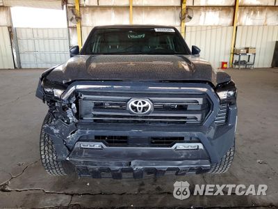 Piąte zdjęcie samochodu w środku: 2025 TOYOTA TACOMA SR5 VIN:3TMLB5JN5SM167498 - miniatura