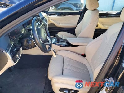 Zdjęcie 7 z 12 samochodu: 2022 BMW 530 XI VIN:WBA13BJ03NCJ81555 - miniatura