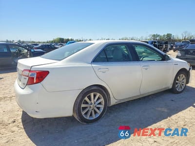 Trzecie zdjęcie samochodu z tyłu: 2014 TOYOTA CAMRY HYBRID XLE VIN:4T1BD1FK2EU109356 - miniatura