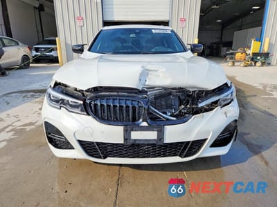Piąte zdjęcie samochodu w środku: 2020 BMW 330XI VIN:3MW5R7J08L8B14452 - miniatura