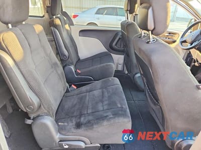 Zdjęcie 11 z 13 samochodu: 2012 DODGE GRAND CARAVAN SE VIN:2C4RDGBG7CR350427 - miniatura