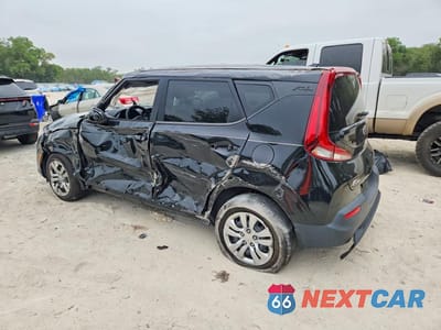 Drugie zdjęcie samochodu z przodu: 2021 KIA SOUL LX VIN:KNDJ23AU8M7139288 - miniatura