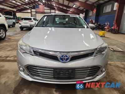 Piąte zdjęcie samochodu w środku: 2014 TOYOTA AVALON HYBRID XLE TOURING VIN:4T1BD1EB8EU030372 - miniatura
