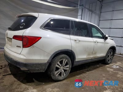 Trzecie zdjęcie samochodu z tyłu: 2018 HONDA PILOT EXL VIN:5FNYF6H57JB037246 - miniatura