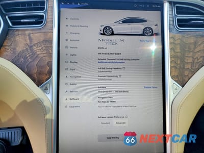 Zdjęcie 9 z 12 samochodu: 2016 TESLA MODEL S VIN:5YJSA1E29GF169371 - miniatura