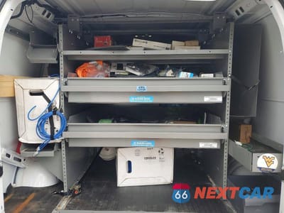 Zdjęcie 10 z 13 samochodu: 2019 CHEVROLET EXPRESS 2500 CARGO UTILITY / SERVICE VAN VIN:1GCWGAFP8K1224050 - miniatura
