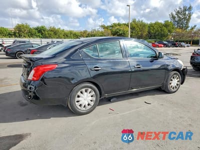 Trzecie zdjęcie samochodu z tyłu: 2013 NISSAN VERSA 1.6 S VIN:3N1CN7AP0DL890630 - miniatura