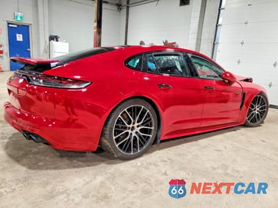 Trzecie zdjęcie samochodu z tyłu: 2023 PORSCHE PANAMERA 4S E-HYBRID VIN:WP0AK2A76PL132050 - miniatura