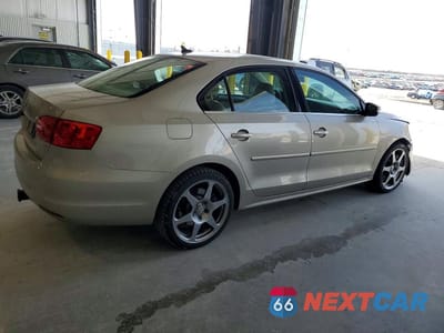 Trzecie zdjęcie samochodu z tyłu: 2013 VOLKSWAGEN JETTA TDI VIN:3VW3L7AJ1DM274862 - miniatura