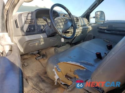 Zdjęcie 8 z 11 samochodu: 2005 FORD F350 SRW SUPER DUTY VIN:1FDSF34545ED23553 - miniatura