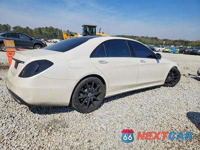 Trzecie zdjęcie samochodu z tyłu: 2019 MERCEDES-BENZ S 560 VIN:WDDUG8DB0KA453674 - miniatura