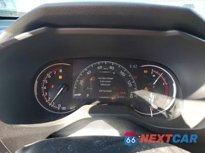 Zdjęcie 9 z 13 samochodu: 2025 TOYOTA RAV4 LE VIN:2T3H1RFV4SC317884 - miniatura