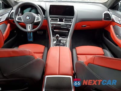 Zdjęcie 8 z 11 samochodu: 2026 BMW M850XI VIN:WBAGV8C02TCV85075 - miniatura