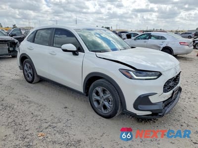 Czwarte zdjęcie samochodu z boku: 2026 HONDA HR-V LX VIN:3CZRZ1H36TM714714 - miniatura