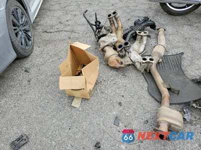 Zdjęcie 12 z 13 samochodu: 2015 SUBARU WRX LIMITED VIN:JF1VA1J60F8810174 - miniatura
